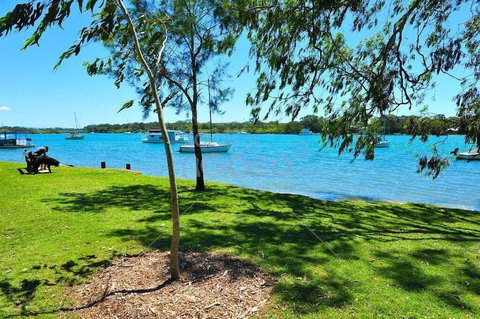 Noosa Water Views - Darwin Holiday 6