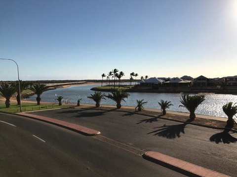 Gascoyne Hotel - Darwin Holiday 1