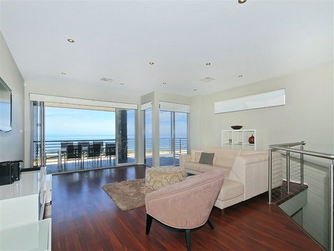 Ocean 180A - Darwin Holiday 2