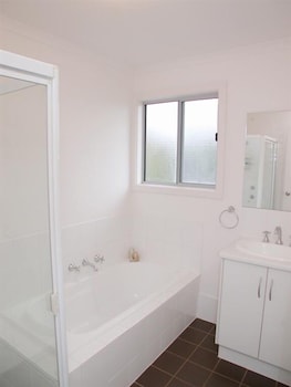 Do Drop Inn - Darwin Holiday 6