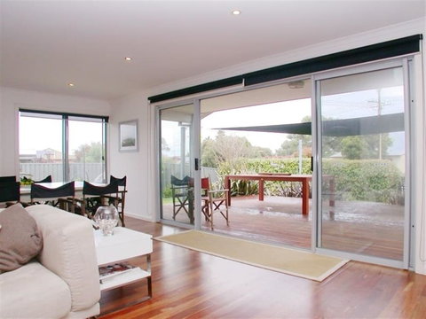 Do Drop Inn - Darwin Holiday 5