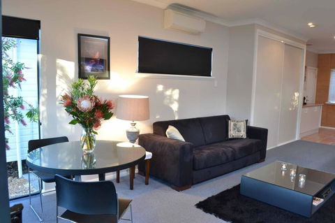 Aroha - Darwin Holiday 3