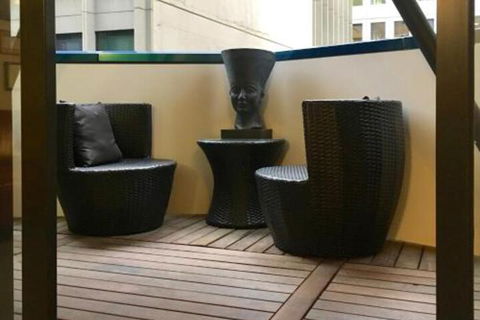 Quiet Laneway Apartment Near Bourke St. Mall - Darwin Holiday 6