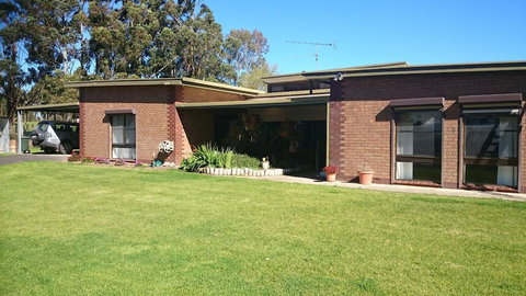 Hilltop Escape B&B - Darwin Holiday 0