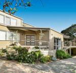 Cloud Nine - Darwin Holiday