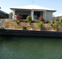 M  Ts Waterfront Bed  Breakfast - Darwin Holiday