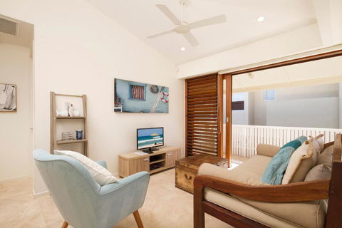 2 Hale Lani - Darwin Holiday 1