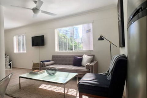 Sydneys Rushcutters Bay Retreat - Darwin Holiday 0