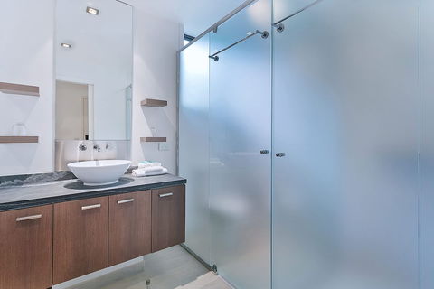 Private Sea Temple King Studio 423 - Darwin Holiday 2