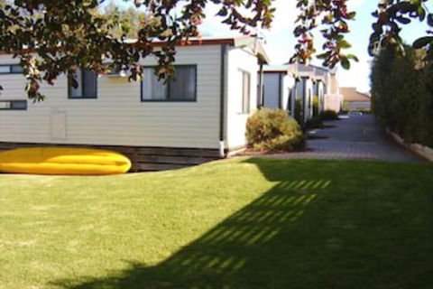 Inverloch Cabins - Darwin Holiday 3
