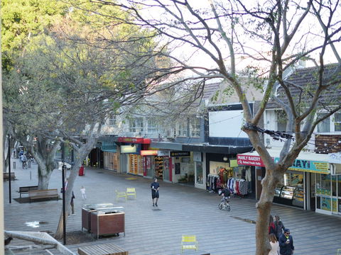 Heart Of Manly In The Perfect Spot - Darwin Holiday 1