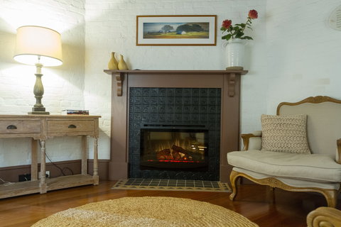 The Barracks Tocal - Darwin Holiday 1