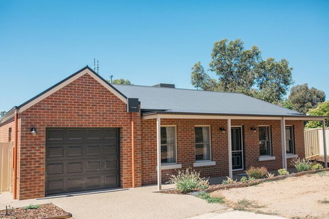 Bell's Cottage Collective - Darwin Holiday 4