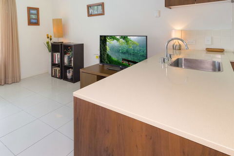 Amphora Resort Luxury Private Apartments - Darwin Holiday 7