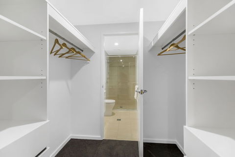 Astra Apartments Newcastle West - Darwin Holiday 4