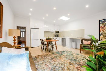 BOUTIQUE STAYS - Carlton Terrace - Darwin Holiday 0