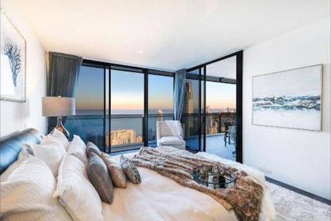 Cavill Avenue Luxury Private Apartments - Darwin Holiday 4