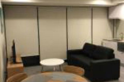 Elegant Modern Apartment In Central Melbourne - Darwin Holiday 0