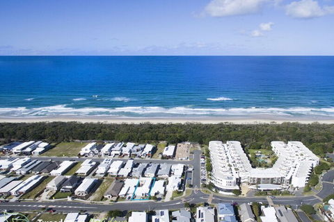 Luxe House Tweed Coast Holidays Ã‚ - Darwin Holiday 1