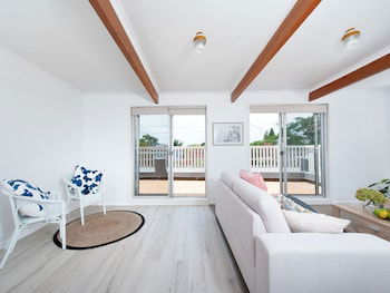 The Loft At Fingal Bay - Darwin Holiday 1