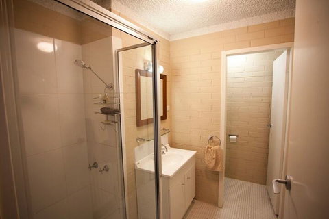 Snowflake 12 - Darwin Holiday 1