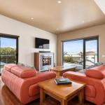 Apollos - Darwin Holiday 0