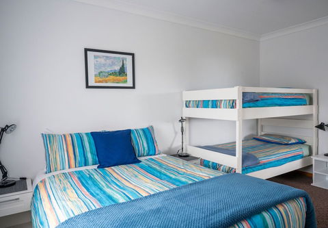 Emu Bay Holiday Homes - Darwin Holiday 5