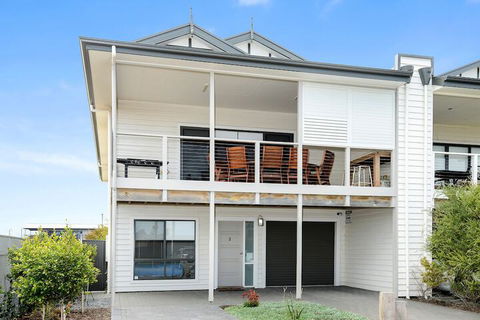 Bayside - Darwin Holiday 1