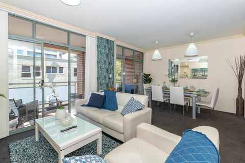 AirM8 Apartments Darling Harbour - Darwin Holiday 4