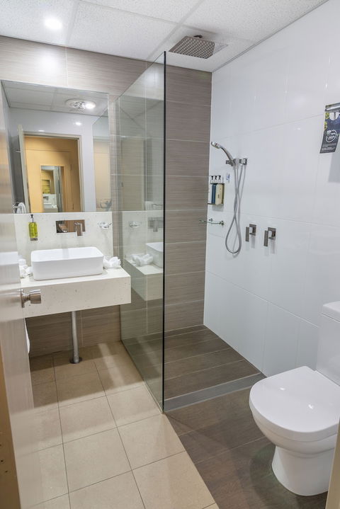 Mercure Orange - Darwin Holiday 1