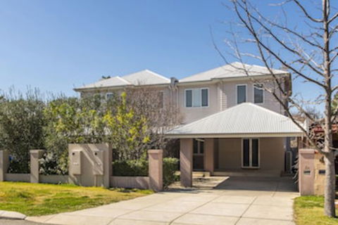Inner Western Suburbs Retreat - Darwin Holiday 0