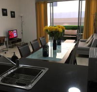 Sydney CBD 2 Story Central Aircon Family Home - Darwin Holiday