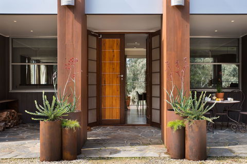 Hisha - Darwin Holiday 1