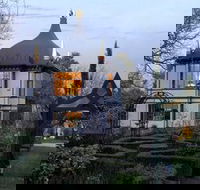 Montacute Pavilion and Gardens - Darwin Holiday