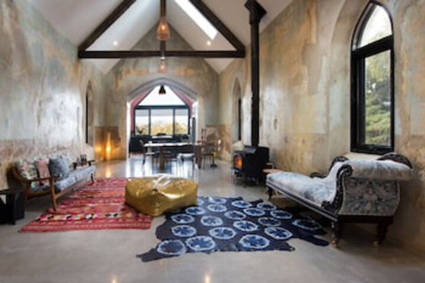 Yandoit Church - Darwin Holiday 0