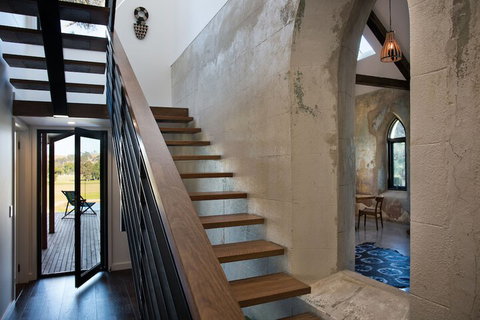 Yandoit Church - Darwin Holiday 3