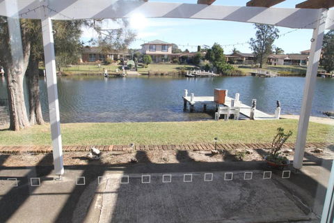 Waterfront On Sandpiper - Darwin Holiday 7