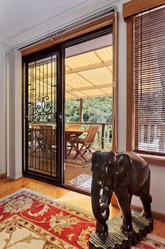 Leura Bungalow - Darwin Holiday 0