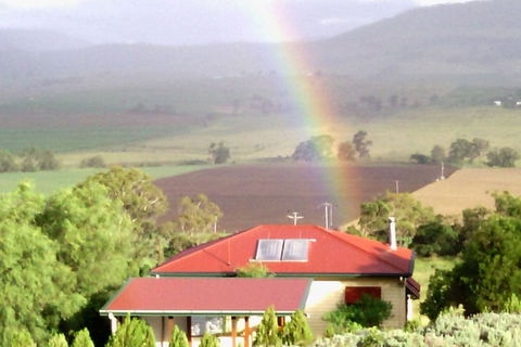 R On The Downs BnB & Spa Cottages - Darwin Holiday 1