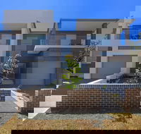 Greenacre Villas Sydney - Darwin Holiday