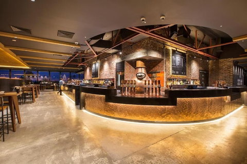 Nightcap At The Cheeky Squire - Darwin Holiday 6