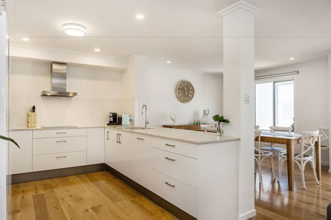 A PERFECT STAY - Ocean Walk - Darwin Holiday 2