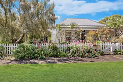 Hillingden - Darwin Holiday 0