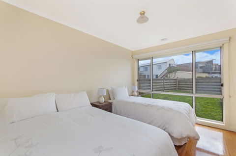 Ocean Break - Darwin Holiday 6