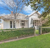 Riverend Regent - Darwin Holiday