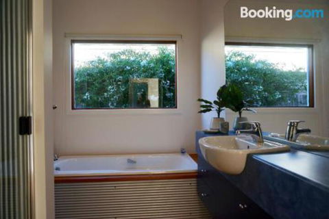 Lumeah - Darwin Holiday 3