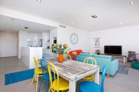 Colour And Swank At The Mill In The Heart Of The CBD - Darwin Holiday 0