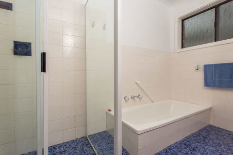 'Cliff 64' Cliff Top Home - Darwin Holiday 0