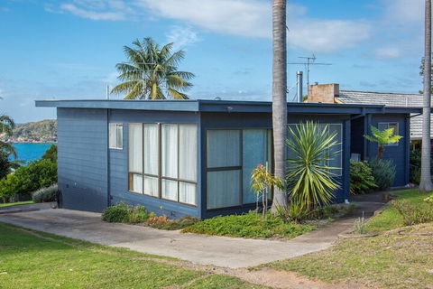 Pambula Family Beach House - Darwin Holiday 1