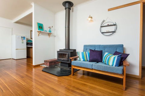 Pambula Family Beach House - Darwin Holiday 2